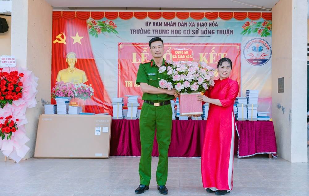 anh tin bai